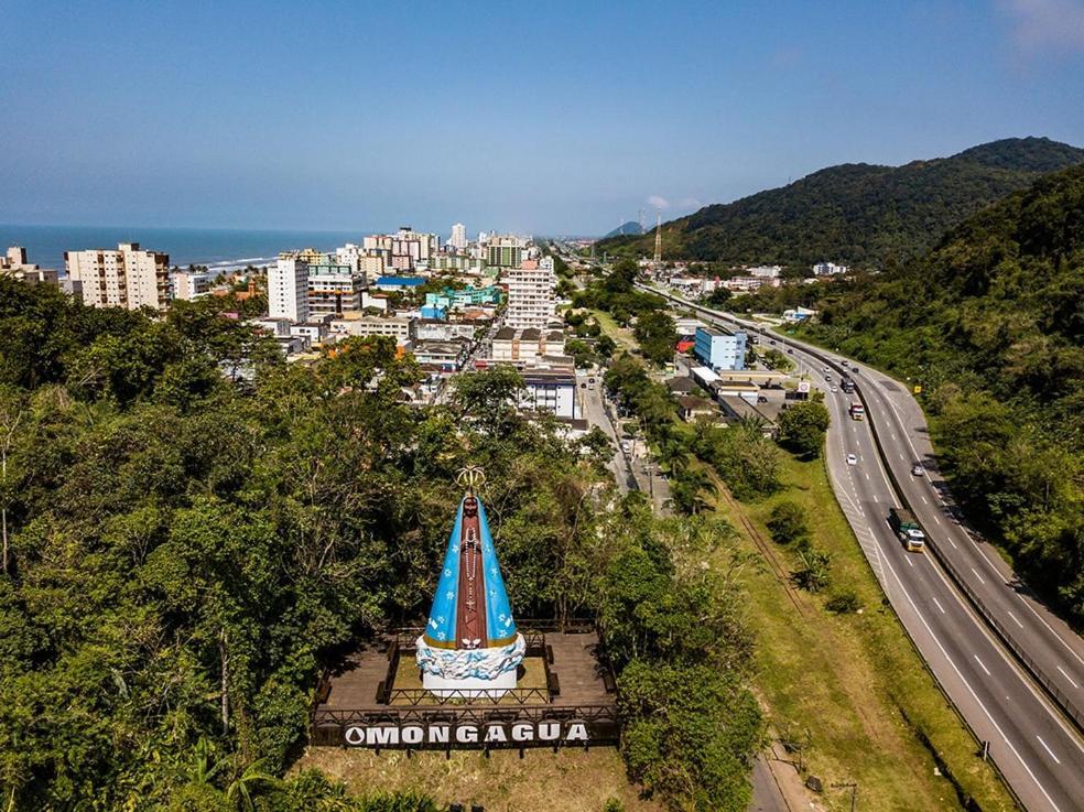Prx A Praia Com Piscina Mongagua Ngoại thất bức ảnh